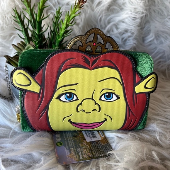 Disney Loungefly Shrek Exclusive Princes Fiona zip around Wallet